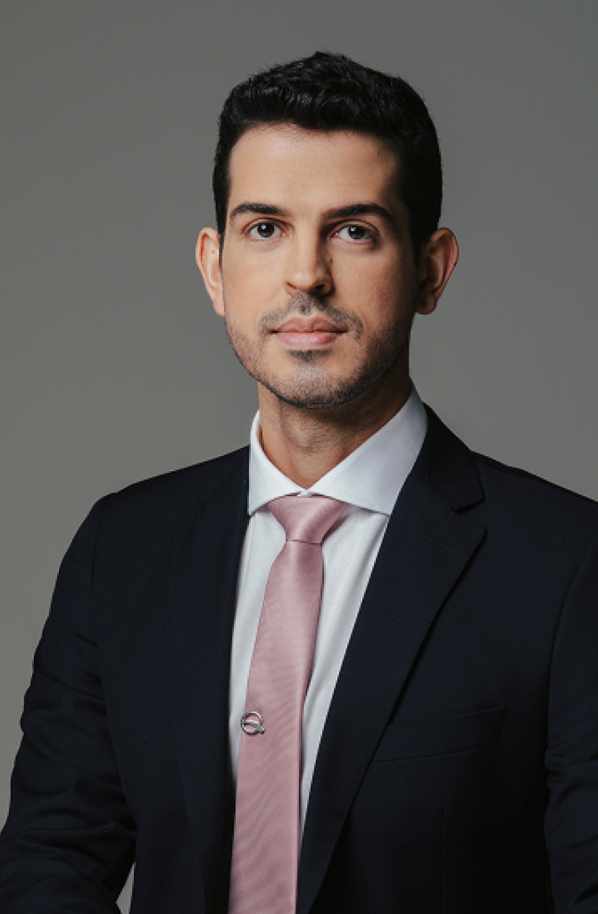 Dr. Cássio César